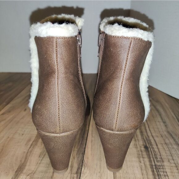 JASMIN Women's JSHEP Cognac Faux Leather Boots Size: 6M. - Picture 6 of 8